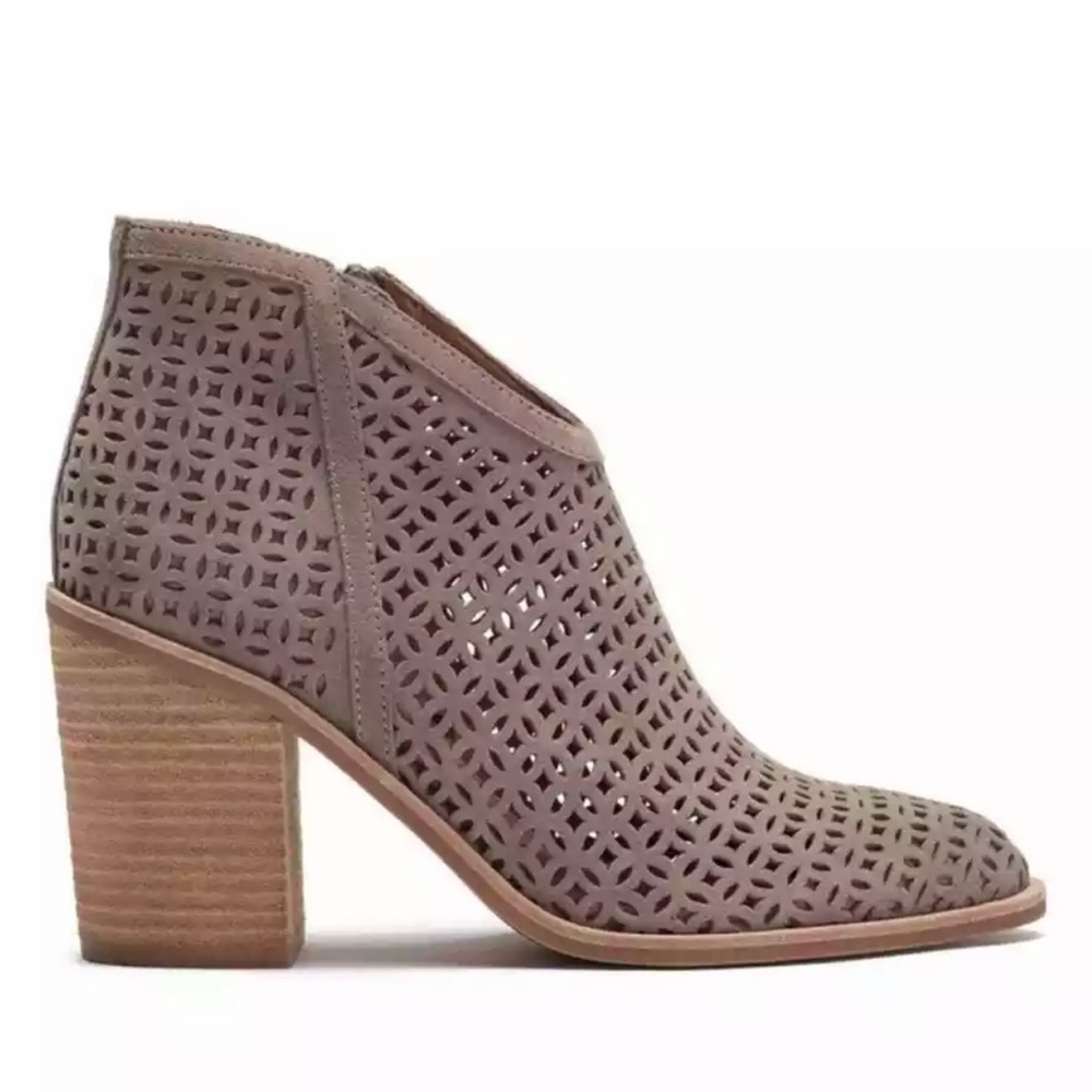 Jeffrey Campbell Women's Brown Medera Cutout Ankle Boot Size 10